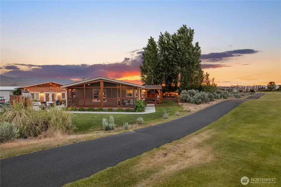 205 Fairway Place Sw, Mattawa, WA 99349 - Image #2