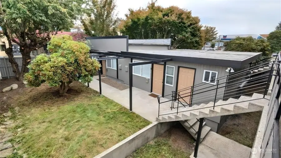 8805 14th Avenue S, Seattle, WA 98108 - Image #2