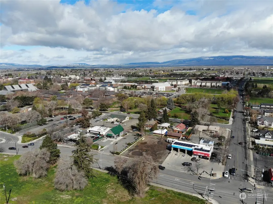 1011 E University Way, Ellensburg, WA 98926 - Image #3