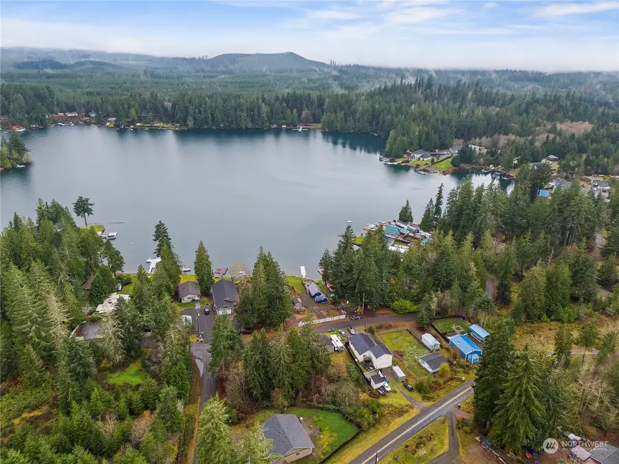 861 W Lost Lake Road, Shelton, WA 98584 - Image #2