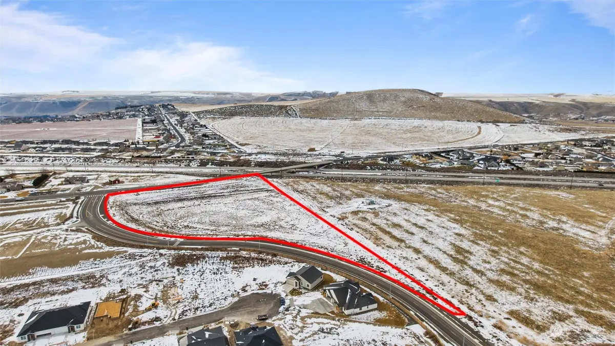 3051 Southgate Way #1, Richland, WA 99352 - Image #1