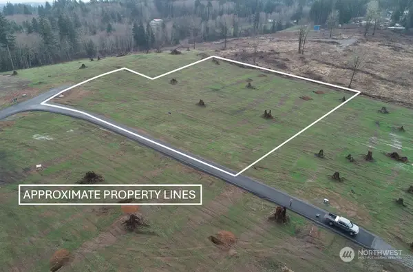 238 Ash Mountain Drive #2, Castle Rock, WA 98611