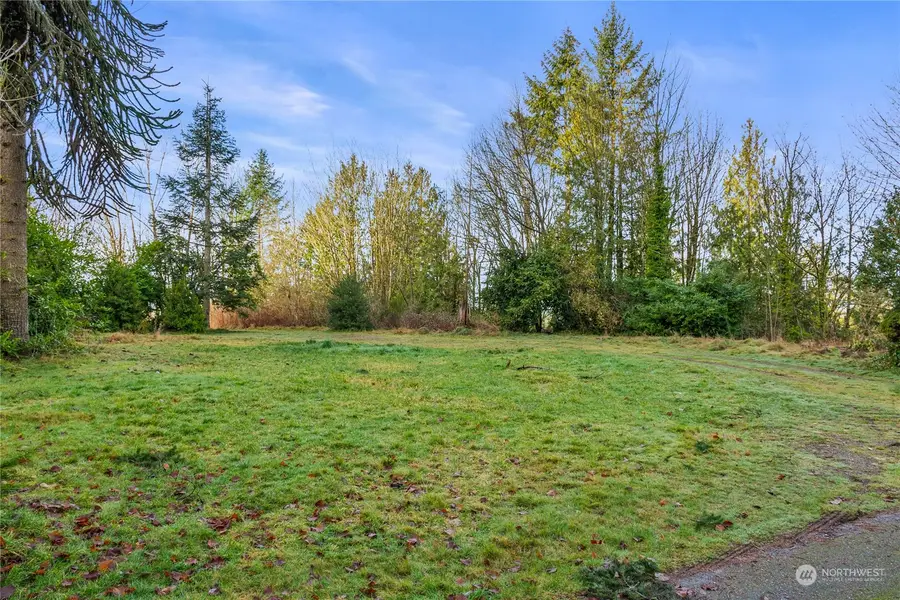530 N Washington Ave N, Arlington, WA 98223 - Image #2