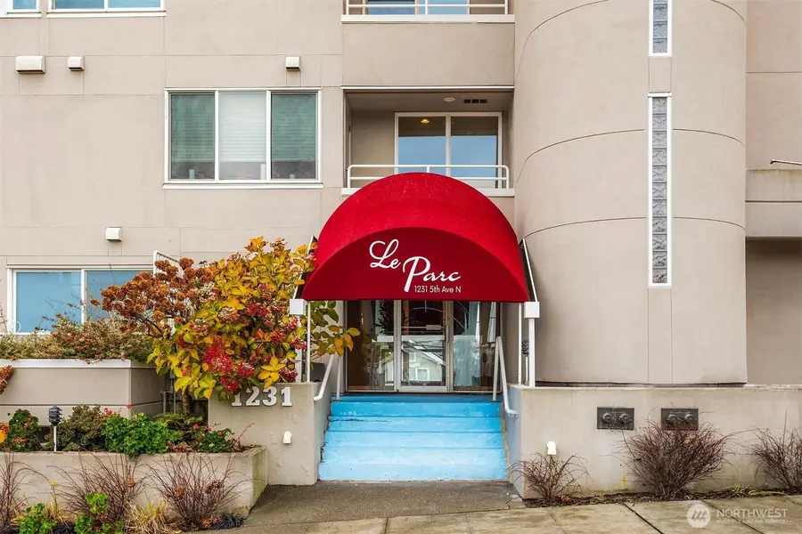 1231 5th Avenue N #204, Seattle, WA 98109 - #2