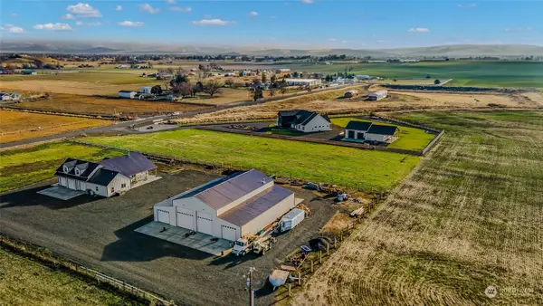 1068 Locher Road, Touchet, WA 99360