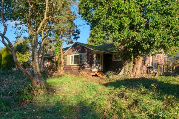 634 South Beach Road, Point Roberts, WA 98281