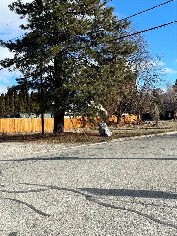 103 E 7th Street #13 &14, Tonasket, WA 98855