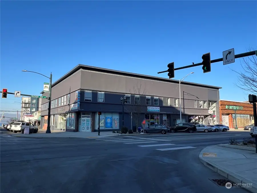 1313 Hewitt Avenue, Everett, WA 98201 - Image #3