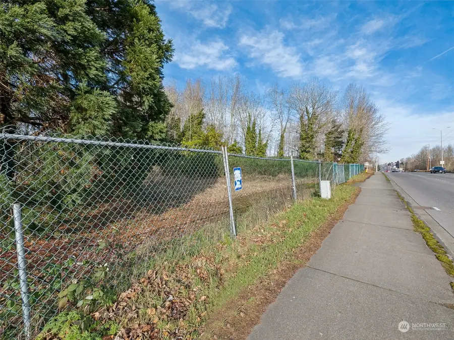 26601 Pacific Highway S, Des Moines, WA 98198 - Image #3