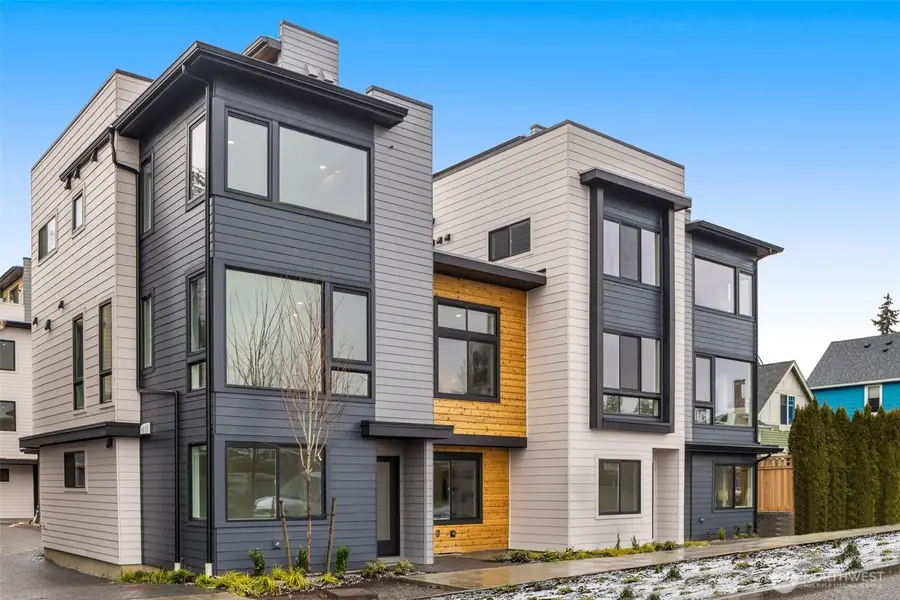 9221 14th Avenue Nw, Seattle, WA 98117 - Image #2