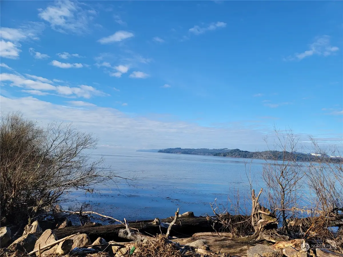 889 Altoona Pillar Rock Road, Rosburg, WA 98643 - Image #1