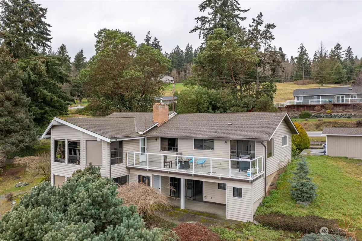 2296 Mariner Beach Drive, Oak Harbor, WA 98277 - Image #1