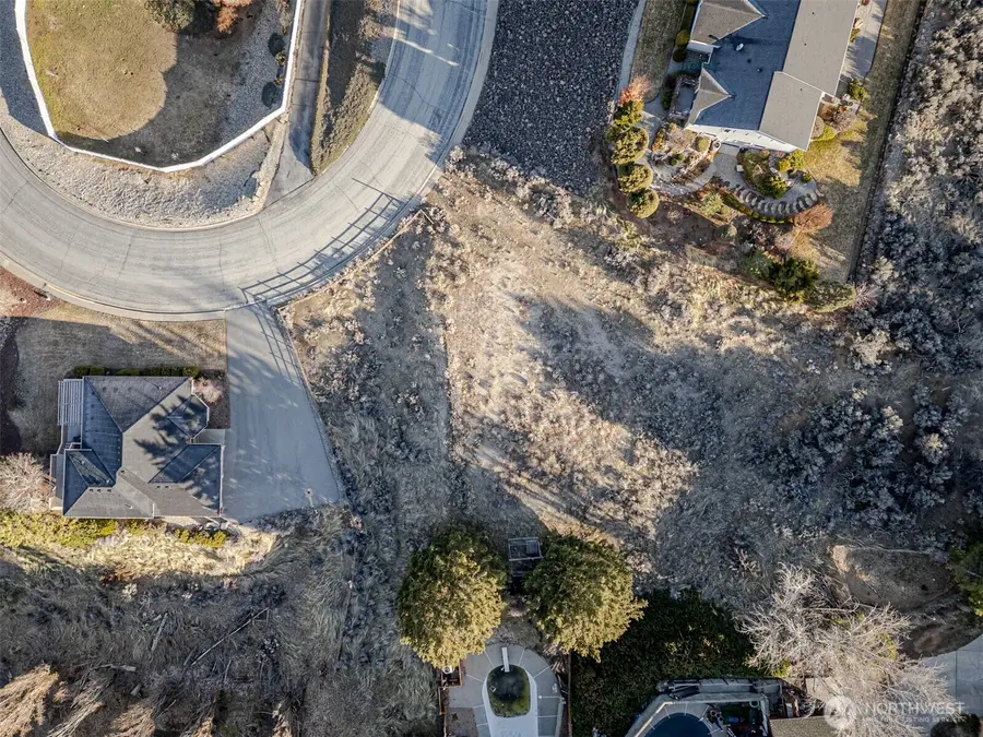 155 Stoneybrook Lane #4, Wenatchee, WA 98801 - Image #2