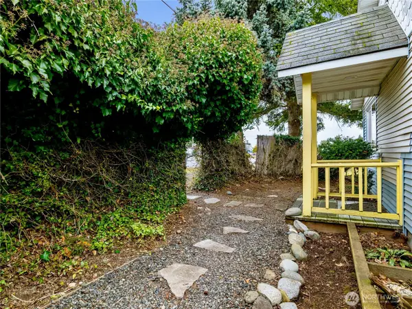 2125 4th Street, Port Townsend, WA 98368