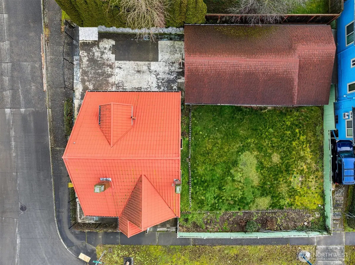 5202 35th Avenue S, Seattle, WA 98118 - Image #1