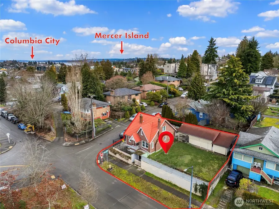 5202 35th Avenue S, Seattle, WA 98118 - Image #2
