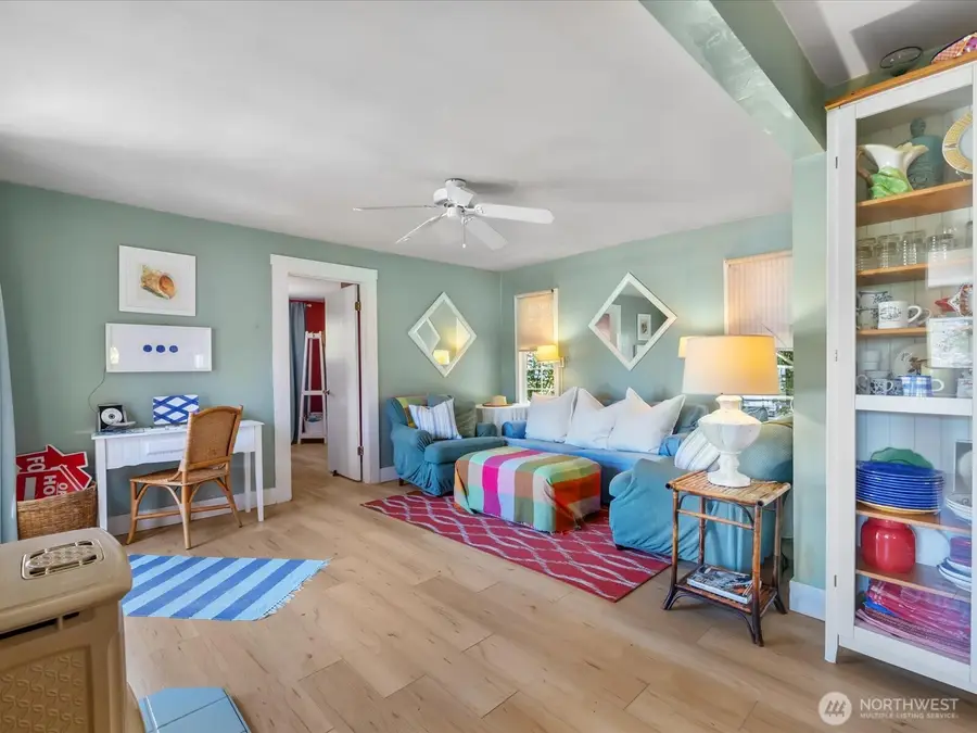 176 N N Maple Street, Camano Island, WA 98282 - Image #3