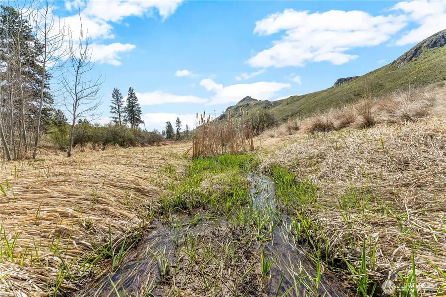 490 Valley Road #3, Brewster Wakefield, WA 98816 - #3