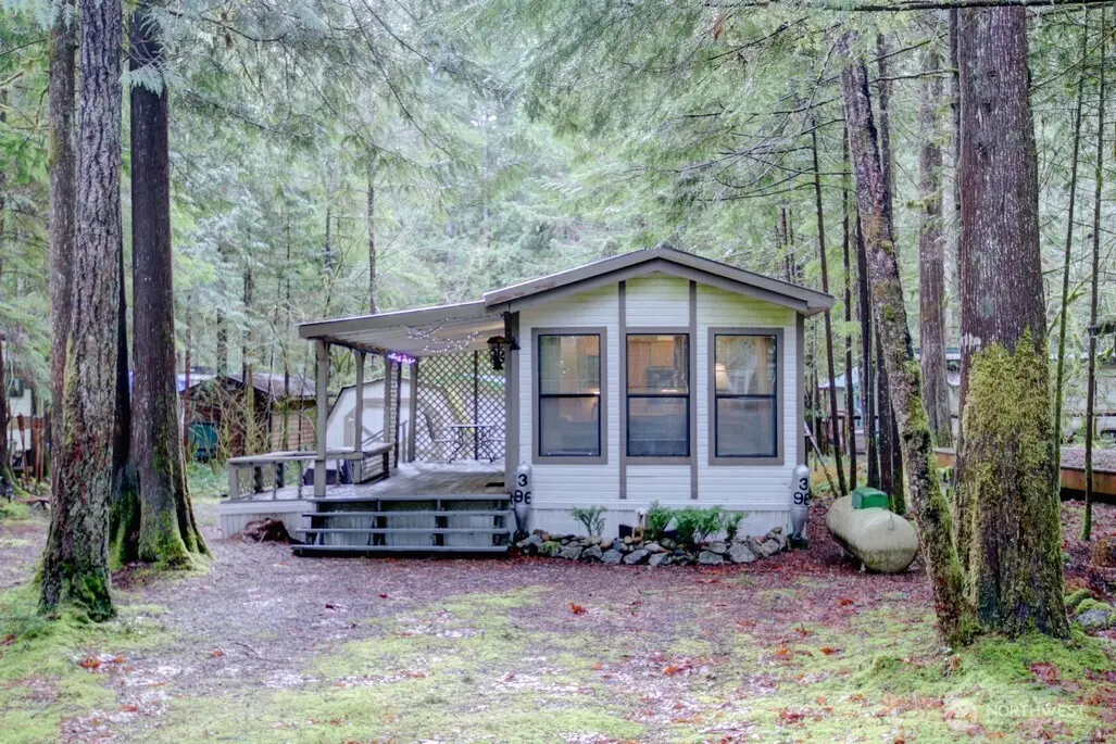 96 Sunset Circle, Deming, WA 98244 - Image #1