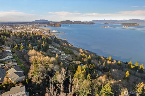 4224 Mitchell Drive, Anacortes, WA 98221