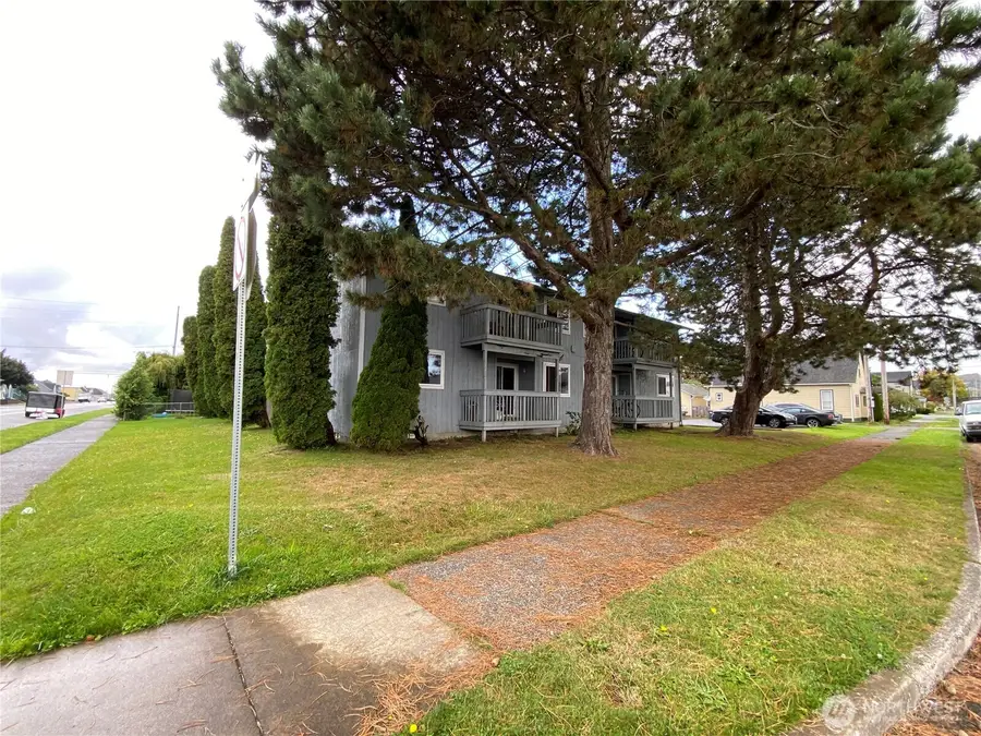 900 W Heron Street, Aberdeen, WA 98520 - Image #2