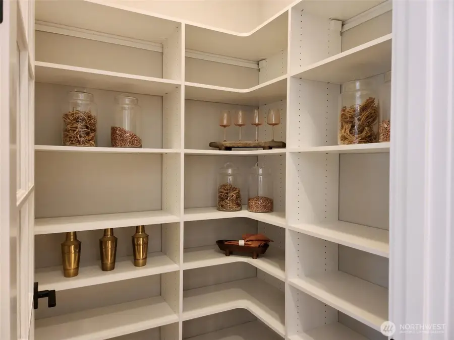 23975 SE Emerald Street, Black Diamond, WA 98010 - Image #3