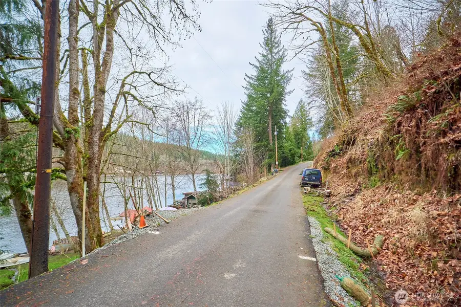 38820 Ski Park Road E, Eatonville, WA 98328 - Image #2
