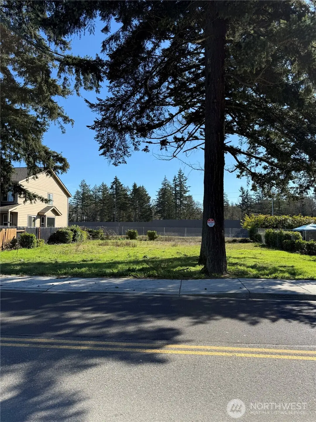 14433 Union Avenue Sw, Lakewood, WA 98498 - Image #1