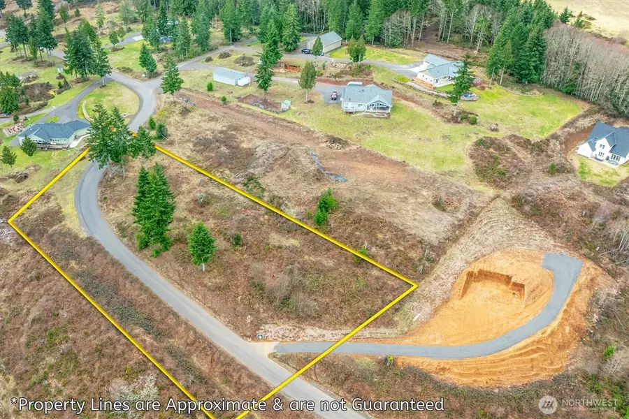 497 Red Hawk Drive #7, Castle Rock, WA 98611 - Image #3