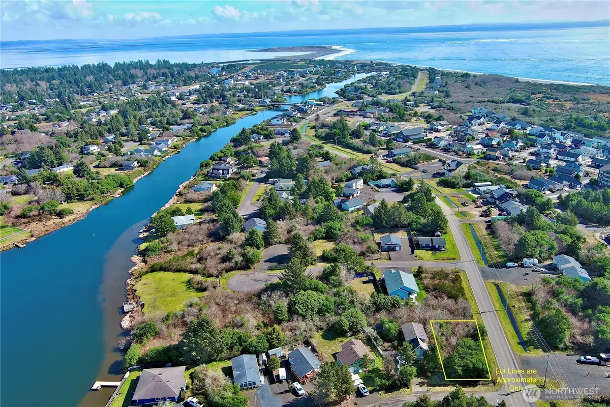 998 Texmar Avenue Sw #40, Ocean Shores, WA 98569 - Image #1