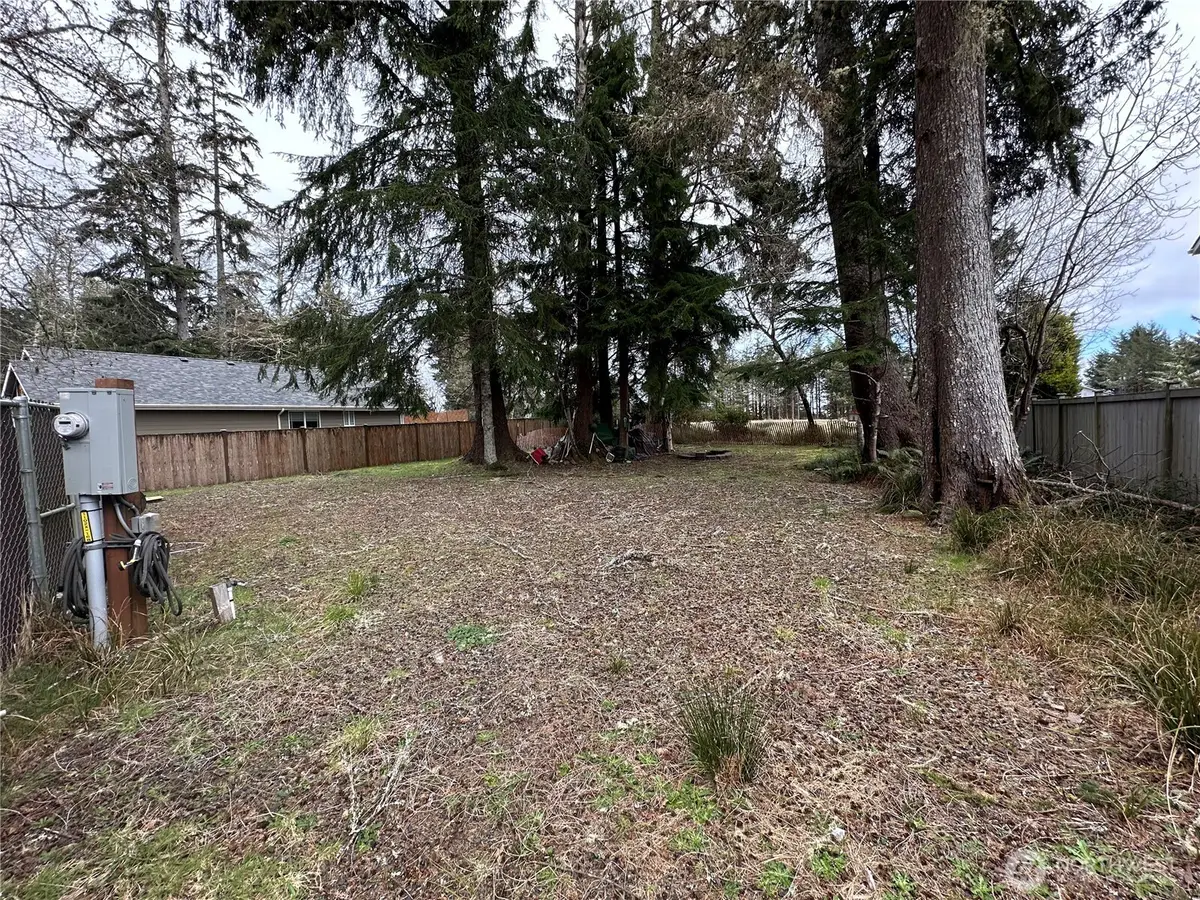 168 Duck Lake Ln Se, Ocean Shores, WA 98569 - Image #1