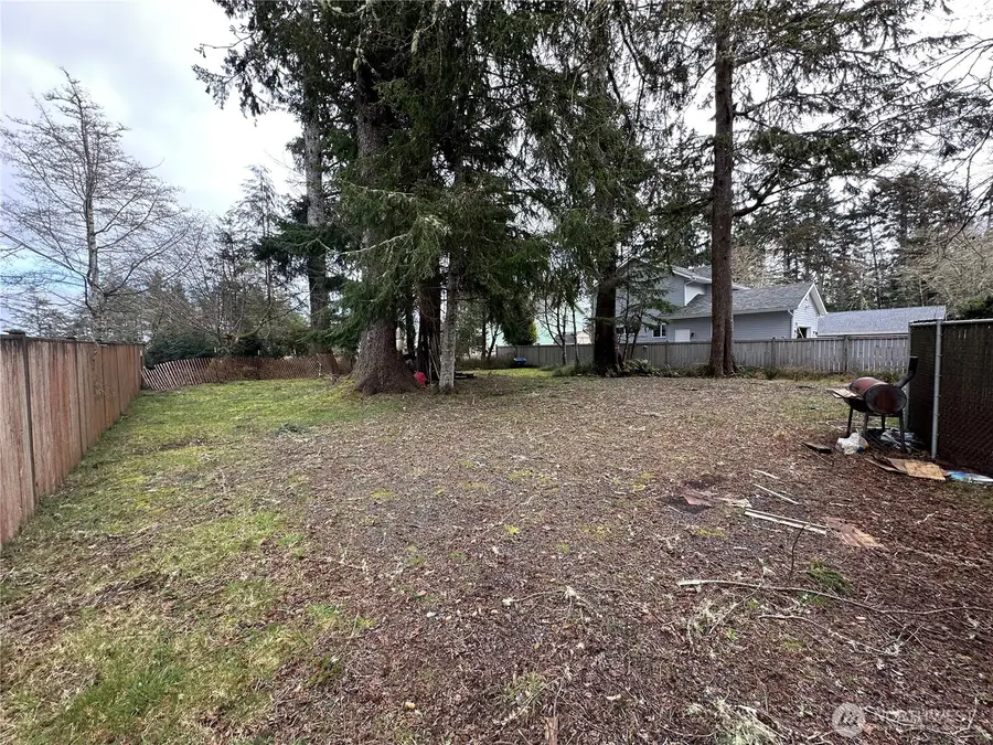 168 Duck Lake Ln Se, Ocean Shores, WA 98569 - Image #2