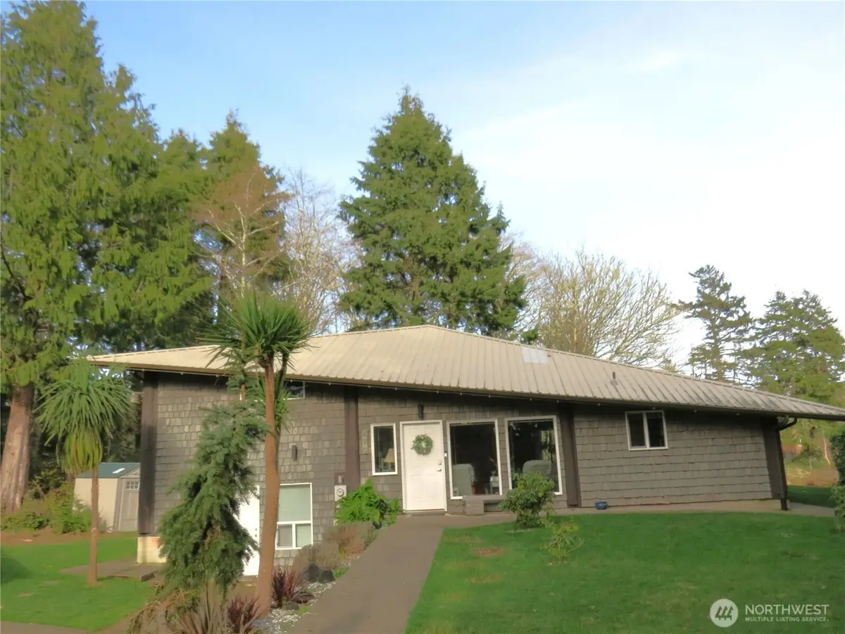 490 Dolphin Avenue Ne, Ocean Shores, WA 98569 - Image #1