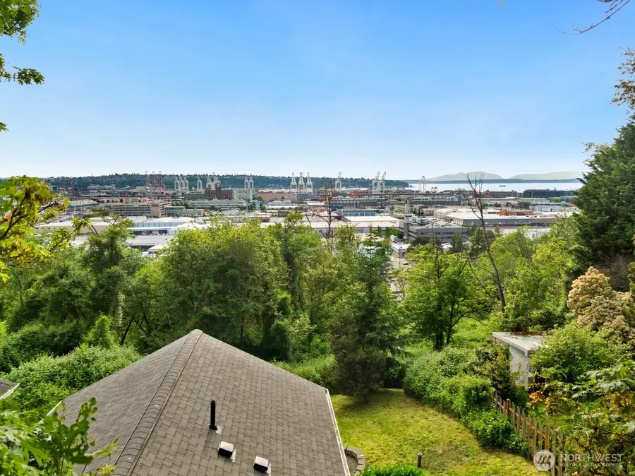 2323 12th Avenue S, Seattle, WA 98144 - Image #2