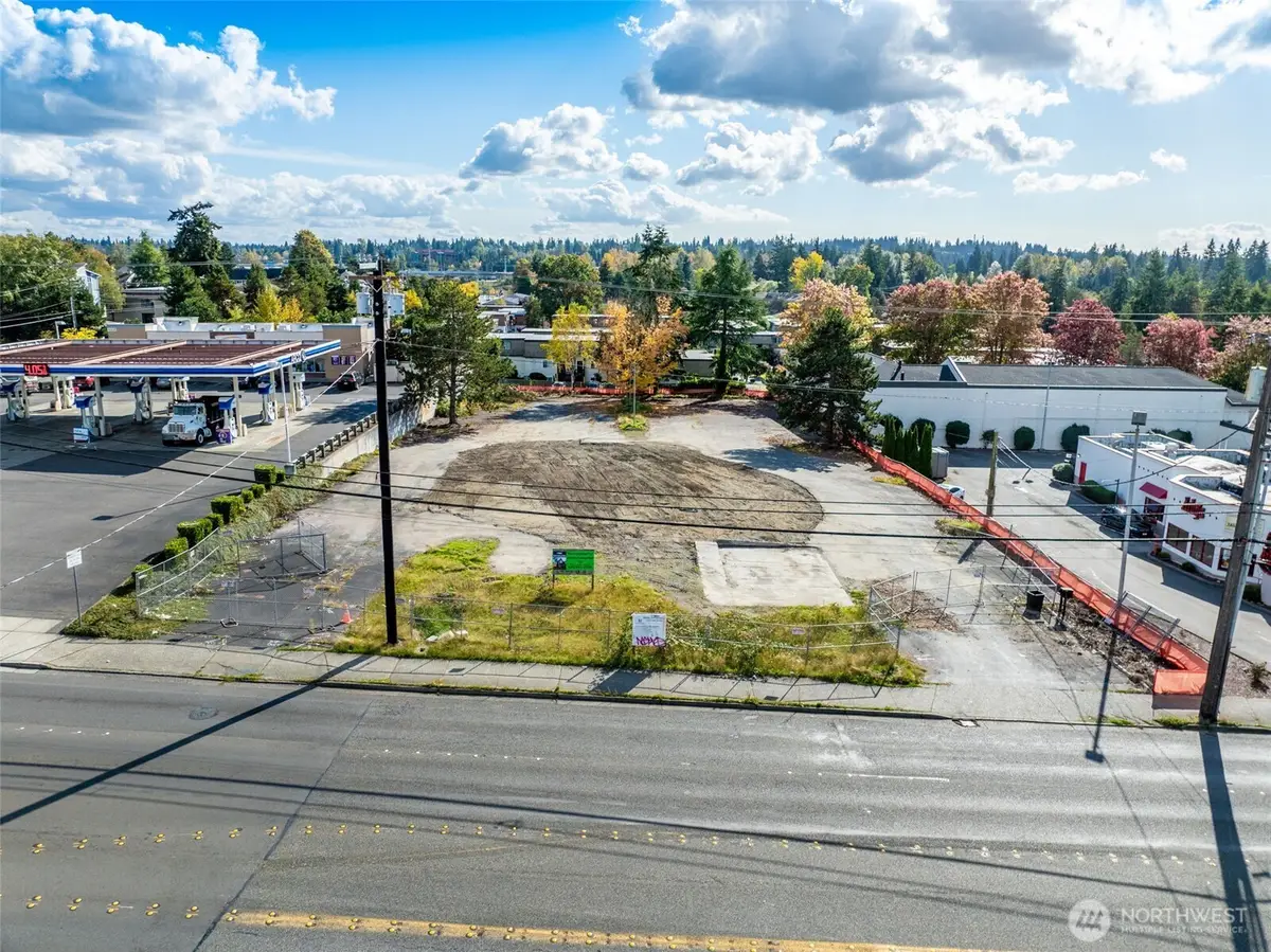 4820 196th Street Sw #1, Lynnwood, WA 98036 - Image #1