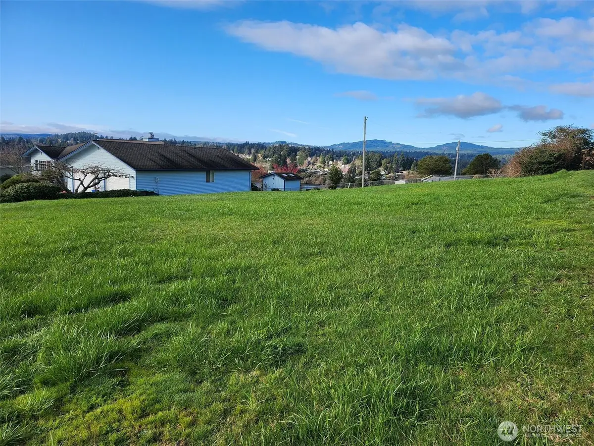 3023 Pawnee Drive #15, Bremerton, WA 98310 - Image #1