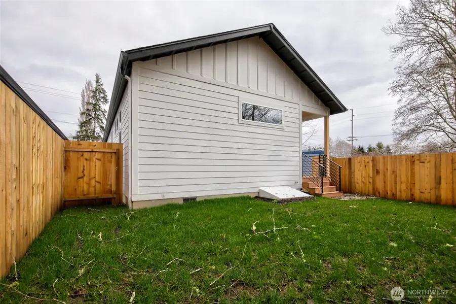 209 W Harriman Street, Aberdeen, WA 98520 - Image #3