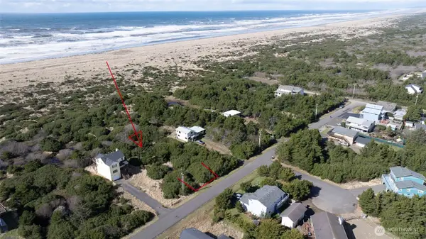 749 S Sand Dune Avenue Sw #10, Ocean Shores, WA 98569