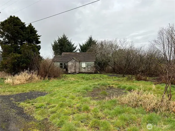 2361 Evergreen Park Road, Grayland, WA 98547