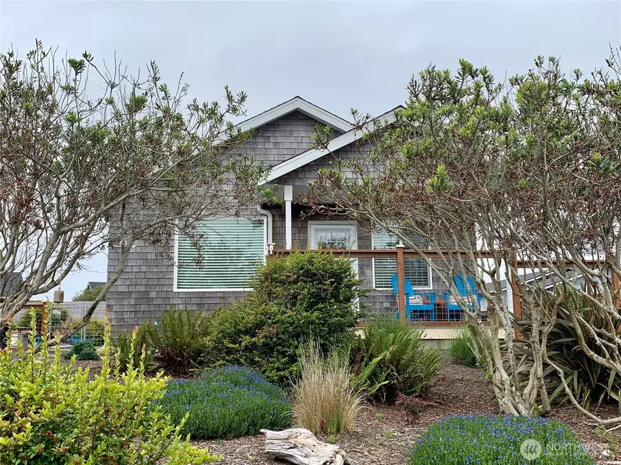 442 Sportsmens Street Sw, Ocean Shores, WA 98569 - Image #2
