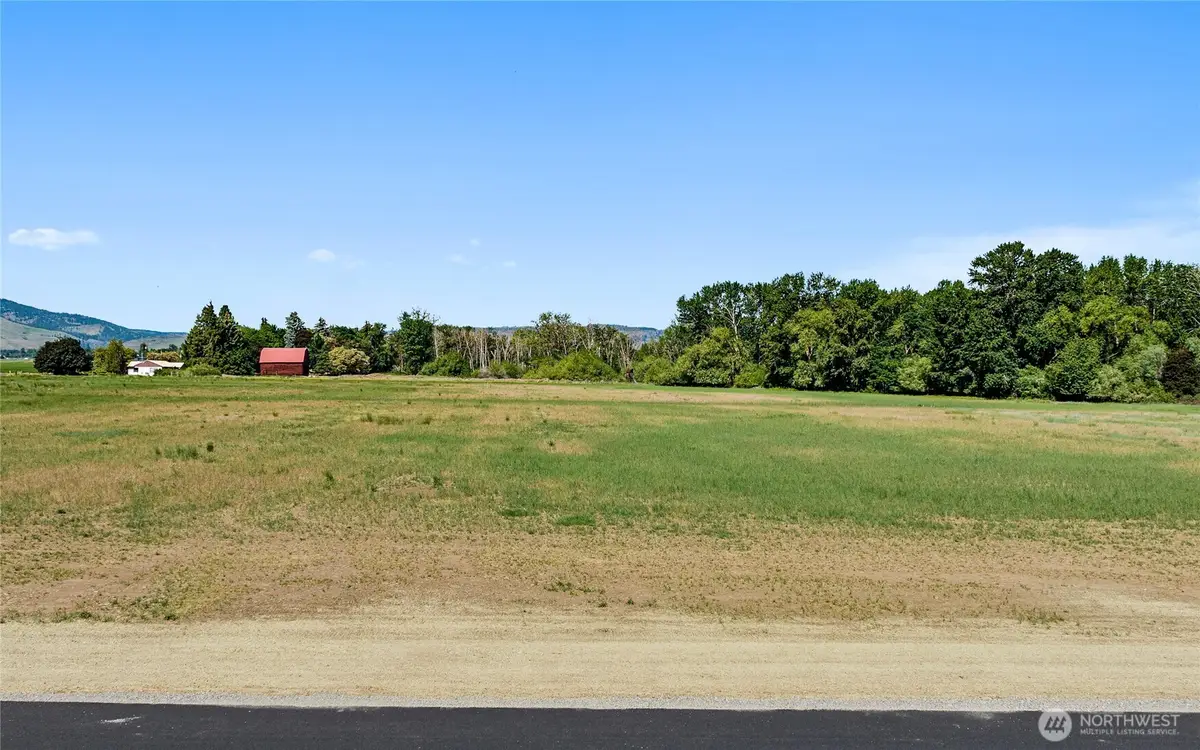 4 Woodscreek Lane #4, Ellensburg, WA 98926 - Image #1