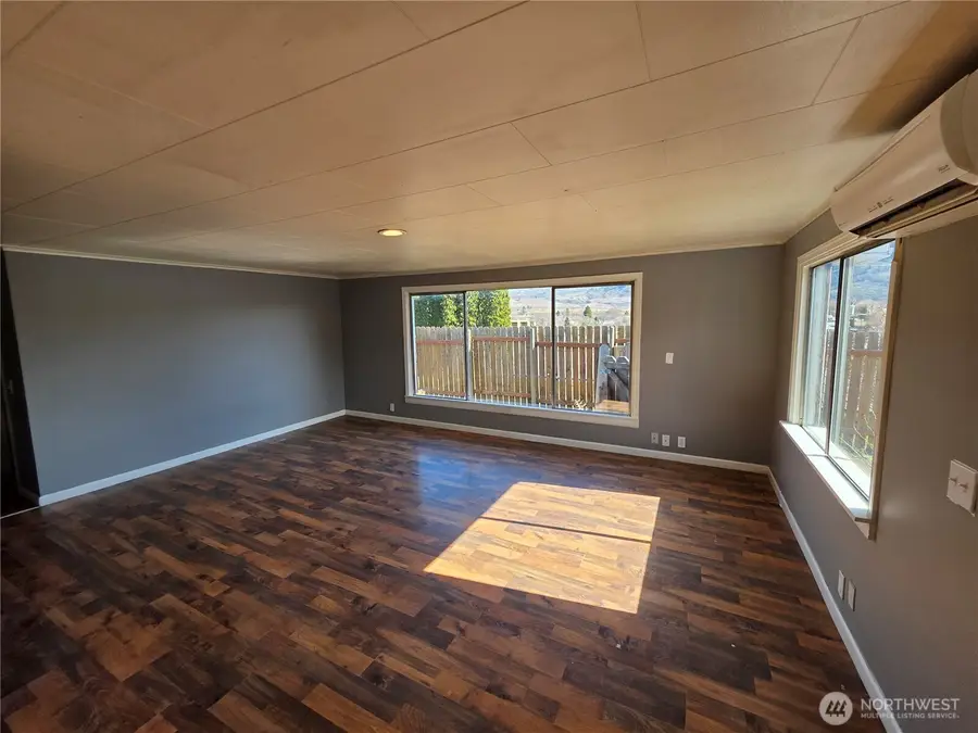 1009 17th Avenue, Oroville, WA 98844 - Image #3