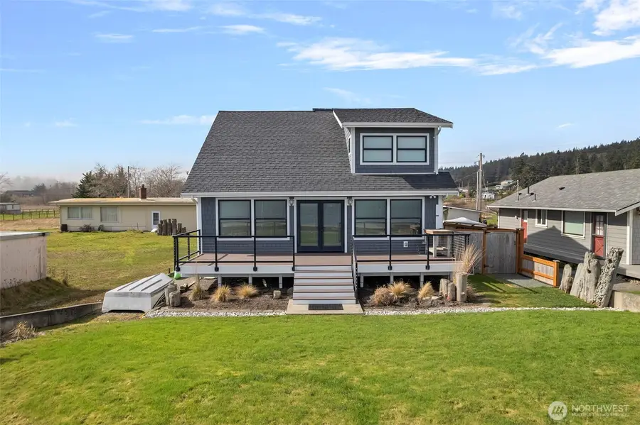 2805 North Bluff Road, Greenbank, WA 98253 - Image #3