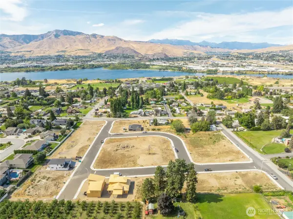 3255 NW Brianna (lot 13) Avenue #13, East Wenatchee, WA 98802