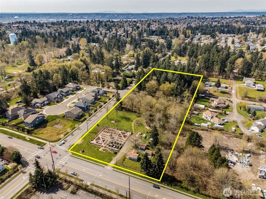 34249 21st Avenue Sw, Federal Way, WA 98023 - Image #2