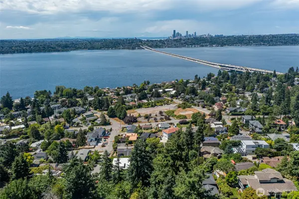 28 68th Avenue Se, Mercer Island, WA 98040