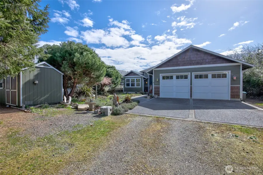 875 Pheasant Court Sw, Ocean Shores, WA 98569 - Image #2