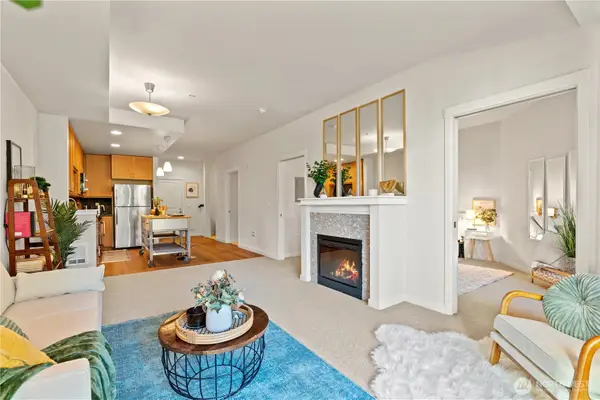 16141 Cleveland Street #317, Redmond, WA 98052