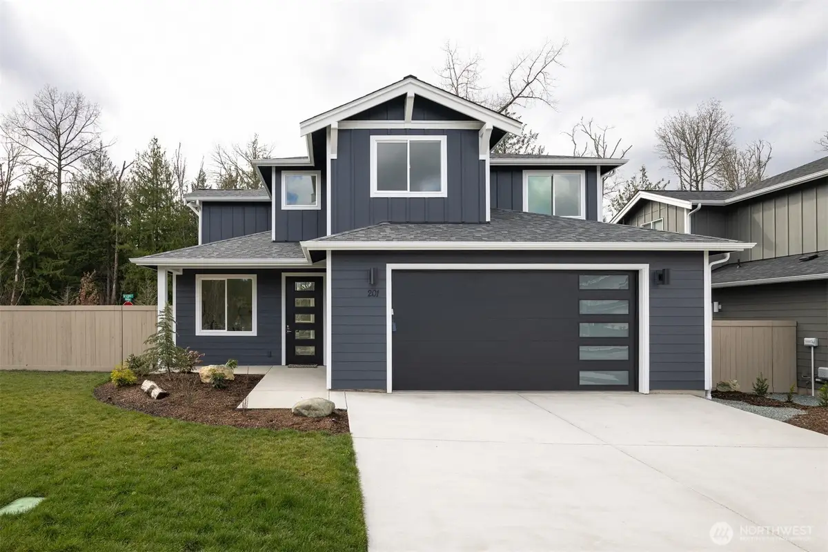 201 N 54th Place, Mount Vernon, WA 98273 - Image #1