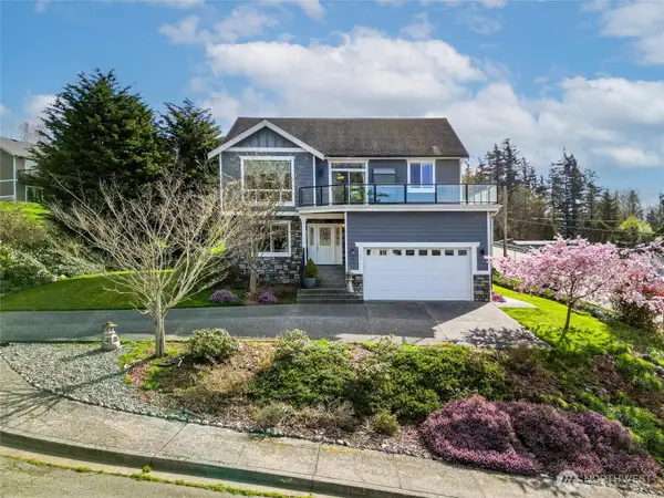 660 Parkside Pl, Blaine, WA 98230